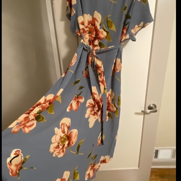Shein Floral Plus Size Dress - Picture 2 of 3